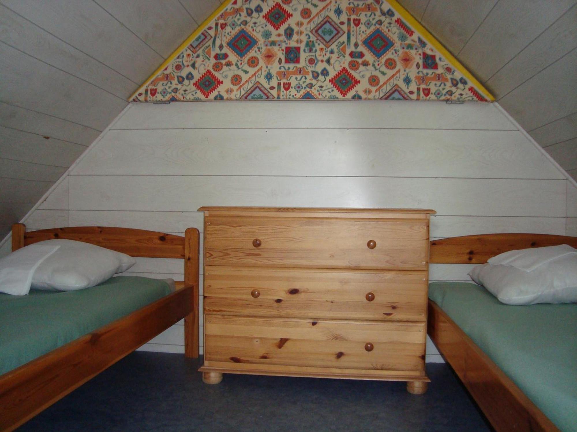Camping Paradis Bellerive Montfrin Pokoj fotografie