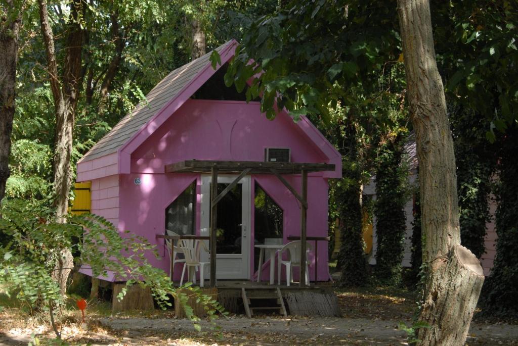 Camping Paradis Bellerive Montfrin Exteriér fotografie